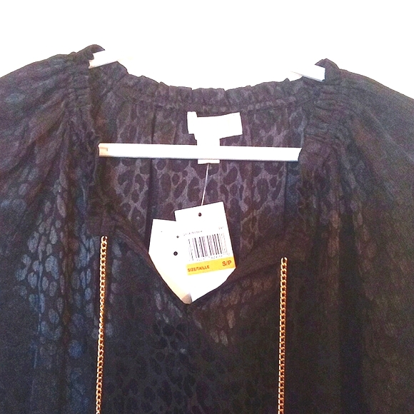 Micheal Kors Animal Print Ruffled Collar Blouse with Goldtone Chains - Picture 2 of 11